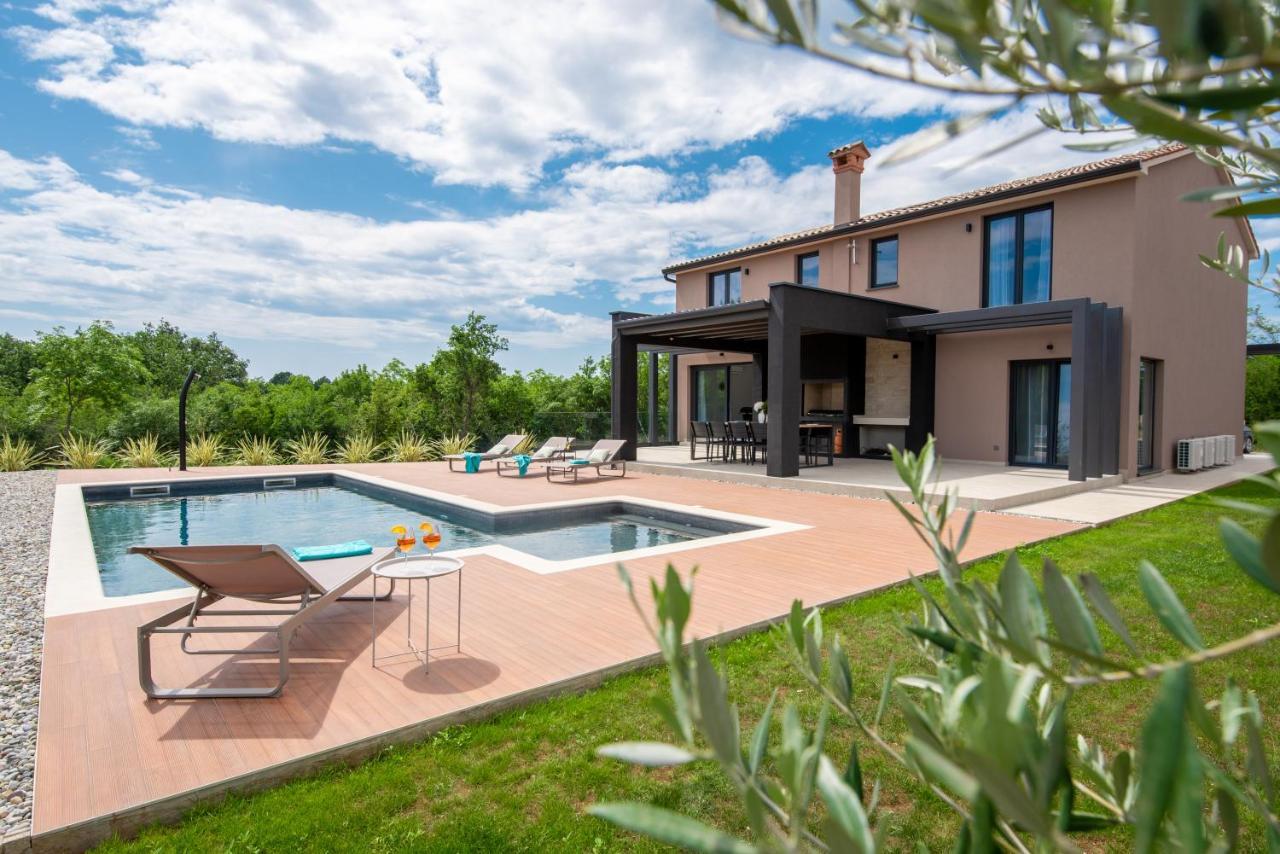 Villa Zara Santalezi Exterior photo